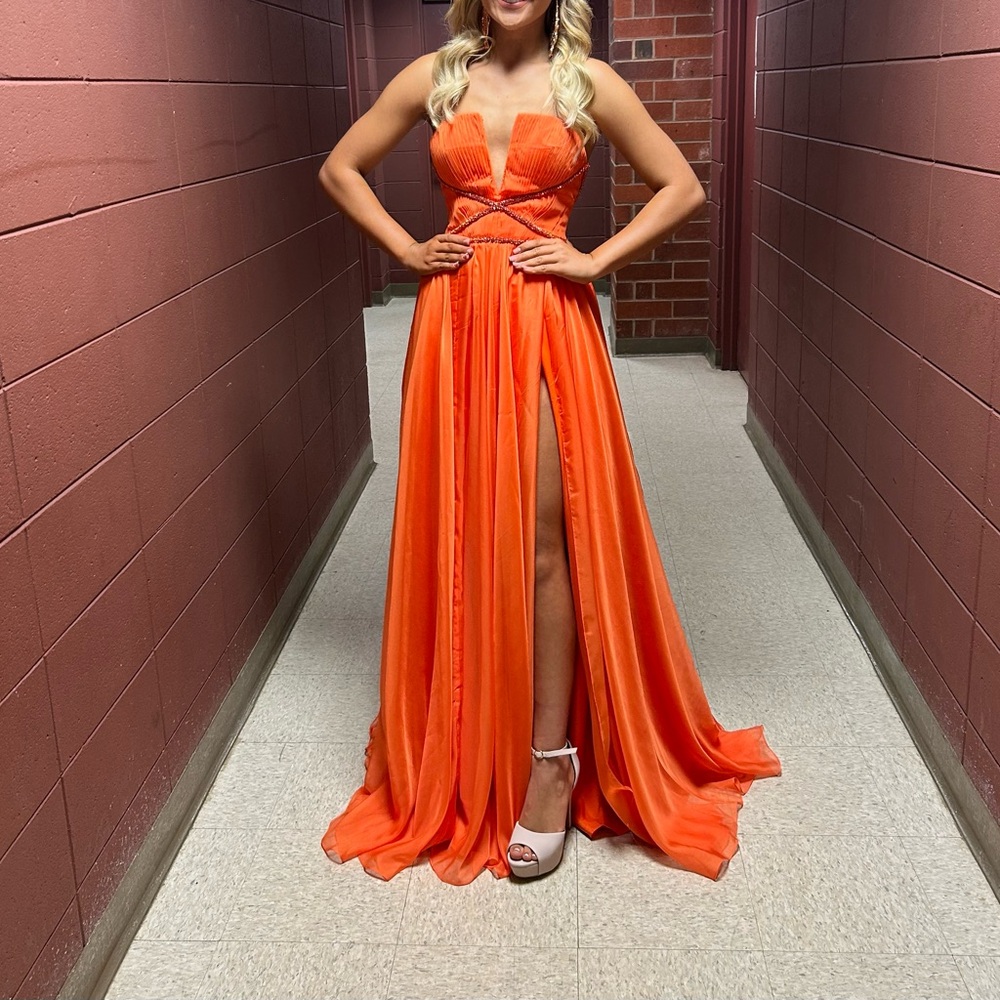 Jovani gown size 00 beautiful vibrant Orange Evening Gown prom pageant - Picture 3 of 3